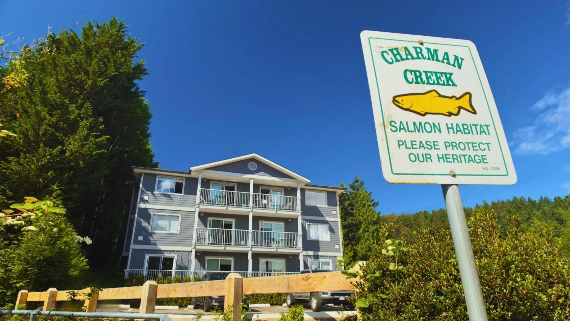 Gibsons Landing Inn Esterno foto